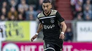 An analysis of hakim ziyech's importance to ajax' attacking style. Hakim Ziyech Kann Sich Verbleib Bei Ajax Amsterdam Vorstellen Bin Sehr Wahlerisch Goal Com