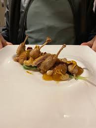 In ambito gastronomico le bietole da coste possono essere cucinate in diversi modi: Quaglia In Salsa Orientale Con Bietole Al Vapore Arancia E Anacardi Foto Di Cuculia Ristorante Firenze Tripadvisor