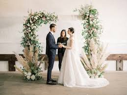 These may be paired with greenery and white dainty flowers, called baby's breath. How To Get Wedding Flowers On A Budget The Cheapest Blooms