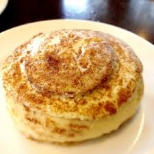 Sometimes there is a ribbon of cinnamon running through the middle of the cake, and sometimes the cake is dusted with a bit of powdered sugar. Cinnamon Swirl Of Starbucks Review