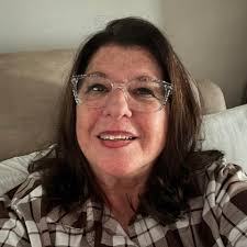 Cruzs Designs was live.