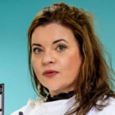 8 weeks ago I and Home Bargains had the tour of The Clatterbridge Cancer  Centre NHS Foundation Trust with Helen McLoughlin of the Clatterbridge  Cancer Charity ZERO idea that 8 weeks later