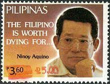 Ang pagpaslang kay ninoy aquino noong 1983 ang kalaunang naging katalista na humantong sa pagpapatalsik kay marcos. Benigno Aquino Jr Wikipedia