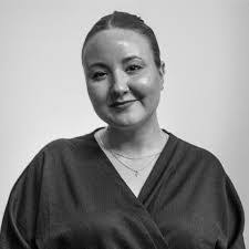 Pamela Lacroix's Instagram, Twitter & Facebook