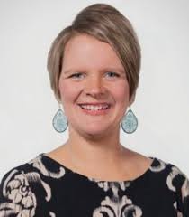 Mandy Lawrence's Instagram, Twitter & Facebook