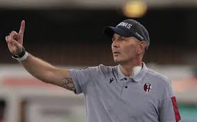 Danijela 'nela' mihajlovic was born on october 16, 1969 in valjevo, serbia, yugoslavia. Sinisa Mihajlovic Trotz Krebserkrankung Bei Saisonstart Des Fc Bologna Auf Der Bank