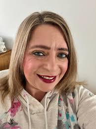 Hey friends and fam! So I have some body shop products that I use but I  want to try so many more. What are your go to items? Also I haven't used