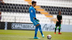 L'asturien a posé ses valises ce matin à séville pour s'engager avec le betis. Dani Martin El Portero Que Fue Centrocampista