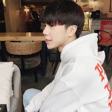  Pin Oleh Fitrah Hae Di Boy Romantis Latar Belakang