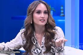 Berat Badan Naik Drastis Cinta Laura Pura Pura Sibuk Padahal Aku Malu Keluar Rumah
