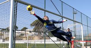 Mert günok is 31 years old，birstday is 1989/03/01 utc, and he is 196 cm tall and 92 kg. Mert Gunok Bursaspor Yolunda