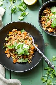 Linsen Reis Pilaw Mit Susskartoffel Rezept Elle Republic Rezept Rezepte Susskartoffel Rezepte Couscous Mit Gemuse