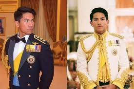 Saya menduga sultan brunei tidak tahu anaknya gay. Viral Saat Ke Istana Bogor 10 Pesona Mateen Pangeran Kerajaan Brunei