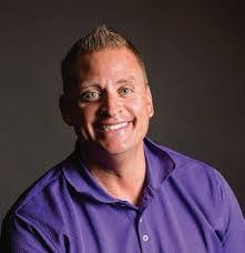 Alex Nickle's Instagram, Twitter & Facebook