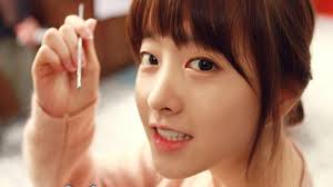 In all these, she is accessorized to the max, her hands and wrists trimmed … Photos Of Park Bo Young From 7 Years Ago Resurfaces Soompi
