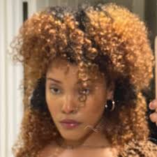 cameron reeves (@CameronAshley28)