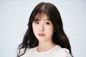 Lee jieun yang meninggal dunia pada usia 52 tahun tinggal berseorangan di rumah memandangkan anak lelakinya kini sedang menjalani latihan ketenteraan wajib selama dua tahun. Siapa Sosok Go Soo Jung Aktris Drama Goblin Yang Meninggal Dunia Halaman All Kompas Com