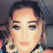 White chocolate strawberry iced coffee 😋