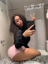 Witness the allure of Nunu Depina - her leaked image awaits