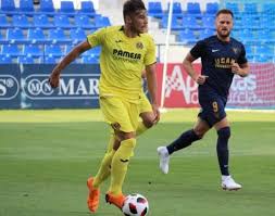 View all his stats at fifa index. Echipa NaÈ›ionalÄƒ De Fotbal A Romaniei FundaÈ™ul Dreapta Andrei RaÈ›iu 20 De Ani Este Titular In PremierÄƒ La Villarreal In Meciul Din Uefa Europa League Cu Valencia De Asemenea Vlad