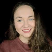 100+ perfiles de «Elin»