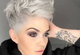 Super short hair with clipper designs/via. The 15 Best Short Hairstyles For Thick Hair Trending In 2020