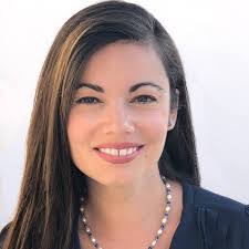 Leslie Mcdevitt's Instagram, Twitter & Facebook