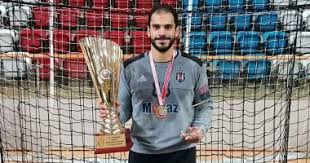 مدرسة الشهيد النقيب كريم فؤاد هنداوي ابو زامل الاعداديه بنات. ØµÙˆØ± ÙƒØ±ÙŠÙ… Ù‡Ù†Ø¯Ø§ÙˆÙ‰ ÙŠØªÙˆØ¬ Ø¨ÙƒØ£Ø³ ØªØ±ÙƒÙŠØ§ Ù…Ø¹ ÙŠØ¯ Ø¨Ø´ÙƒØªØ§Ø´ Ø§Ù„ÙŠÙˆÙ… Ø§Ù„Ø³Ø§Ø¨Ø¹