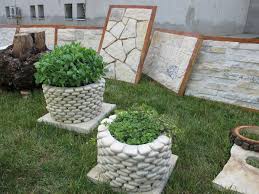 Pentru a retine apa cat mai mult in ghivece se pot folosi si scutece. Livrare RapidÄƒ Reducere UriaÈ™Äƒ Produs Fierbinte Ghivece Piatra Naturala Bobbysaxmusic Com