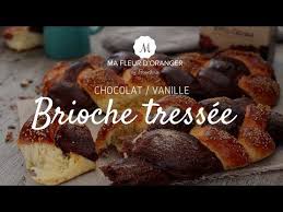 Brioche Tressee A 4 Branches Au Chocolat Et Vanille Avec Une Mie Filante Un Delice
