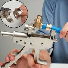 Bien Choisir Les Raccords De Plomberie Pour Des Tubes Per En 2020 Plomberie Plomberie Per Installation Plomberie