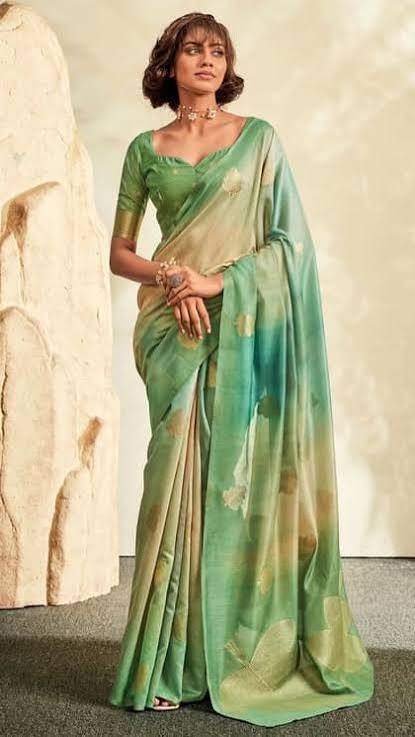 Elegant Saree For Professional Office Look| ऑफिस लुक को दें रॉयल टच, ये 5 साड़ियां आपकी पर्सनालिटी को देंगी मेमसाब लुक! | 5 Elegant Sarees For A Professional Office Look | Asianet News Hindi