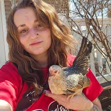 Help! My chicken was fine one day and the next she seemed to display signs  of paralysis