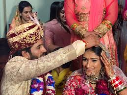 And the father of bajrang punia wrestler is also a professional wrestler. à¤à¤• à¤¦ à¤œ à¤• à¤¹ à¤ à¤¬à¤œà¤° à¤— à¤ª à¤¨ à¤¯ à¤¸ à¤— à¤¤ à¤« à¤— à¤Ÿ 7 à¤¨à¤¹ 8 à¤« à¤° à¤• à¤¬ à¤§à¤¨ à¤® à¤¬ à¤§ Wrestler Bajrang Punia Married To Sangeeta Phogat See Photos Of Their Wedding Latest News Updates