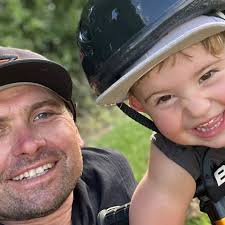 Fundraiser for Laura-Jayne Press by Scott Pye : Let's help this legend and  get him through this battle