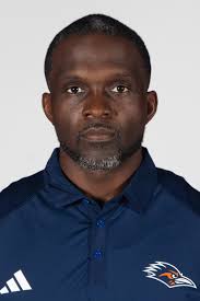 Galen Scott's Instagram, Twitter & Facebook