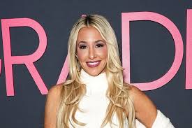 Danielle Cabral Debuts a "Dark" Dramatic Hair Change