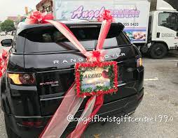 wedding car arrangement rm 280 rm 380 rm 680 flower 路虎 rangerover suv 结婚吉日 新娘车 结婚公仔婚车装饰 结婚手花 新郎 新娘 出嫁 suv car car suv