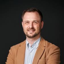 Thank you, Katy Holmes and all the team, at British Chamber of Commerce  Dubai (BCCD), I'm over the moon with my promotion!