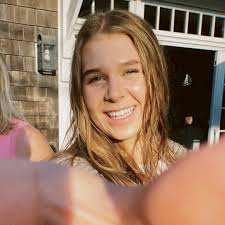 Stream Maggie Levesque music