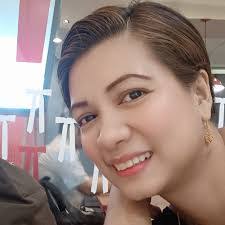 Lydia Bilbao's Instagram, Twitter & Facebook