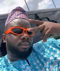 My come dey run because mad man dey presue me for road? Never, my steeze  comes first🙄