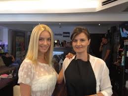 Explore more searches like diana dumitrescu sot. Pro Tv Diana Dumitrescu Chef De Schimbare Oare Ce O Fi Sub Prosop Brunet Blond Roscat Voi Pe Ce Pariati Iata Rezultatul