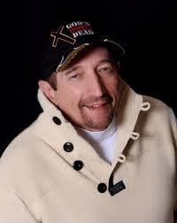 Thomas Munyon's Instagram, Twitter & Facebook