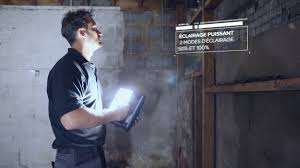 Vous garantir le bon achat, on y travaille tous les jours. Projecteur De Chantier Led Rechargeable Erbauer Lewo 800 Lumens 10w Castorama Youtube
