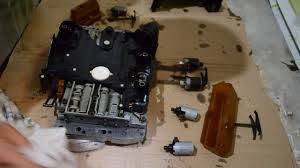 Changer Boite De Commande Electrique La Platine De La Boite A Vitesse Auto Mercedes Ml 270 Youtube