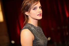 Emma watson turns heads with a sparkling red carpet entrance. Emma Watson Oscars 4k Background Wallpaper 2058 2550x1700 Px Pickywallpapers Com