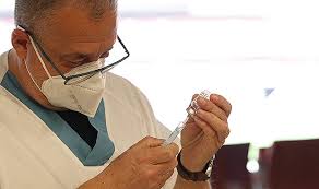Información oficial sobre la vacunación contra el nuevo como ocurre con el resto de vacunaciones en españa, la vacuna frente al nuevo coronavirus no es. Vacuna Covid Espana Dos Dosis Por Habitante Desde Octubre