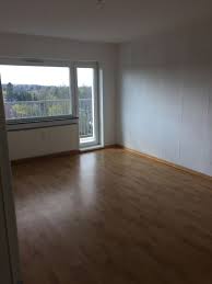 40 wohnungen 14 büros 65 häuser. 2 Zimmer Wohnung Zu Vermieten Weissenseer Weg 3 21465 Reinbek Stormarn Kreis Mapio Net