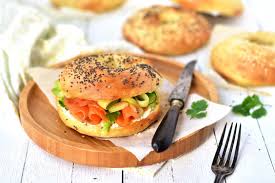 Bagels A La Truite Fumee Fromage Frais Coriandre Recette Truite Fumee Recette Saumon Alimentation